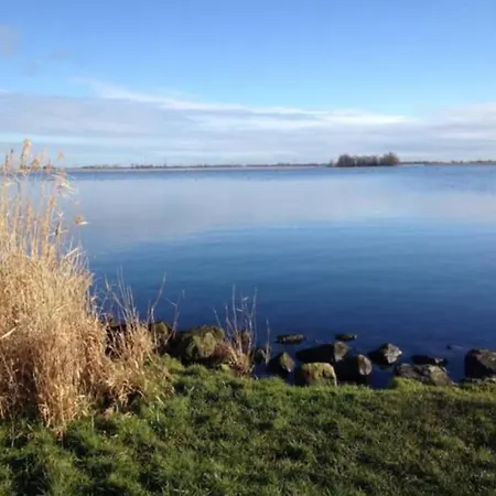 Free Standing 25 Min Amsterdam 10 Min Akersloot