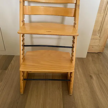 Free Standing 25 Min Amsterdam 10 Min *