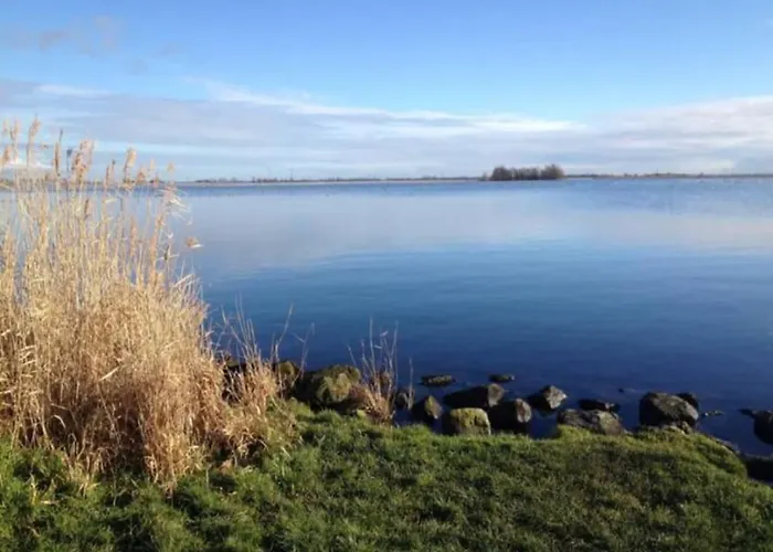 Free Standing 25 Min Amsterdam 10 Min Akersloot