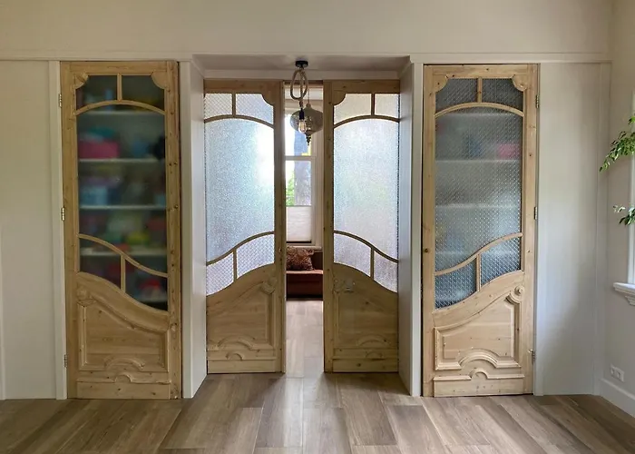 Villa Free Standing 25 Min Amsterdam 10 Min *