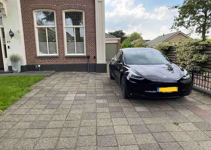 Free Standing 25 Min Amsterdam 10 Min * Akersloot