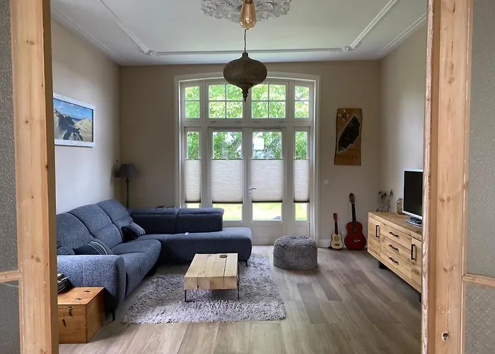 Free Standing 25 Min Amsterdam 10 Min * Akersloot